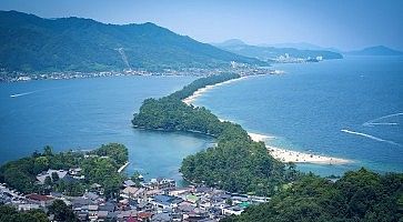 Panorama dell'istmo di Amanohashidate.