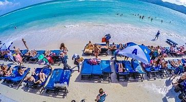 Ark Bar Beach Resort