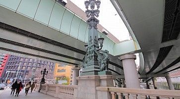 Il ponte Nihonbashi a Tokyo.