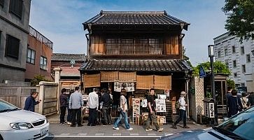 Tourists visiting Kawagoe town