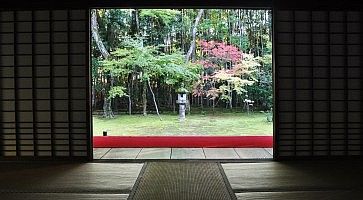 Il giardino interno, al tempio Daitoku-ji.