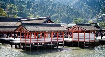 Il santuario Itsukushima sull'isola di Miyajima.