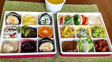Pranzo con vari assaggi da Pronus a Kyoto.